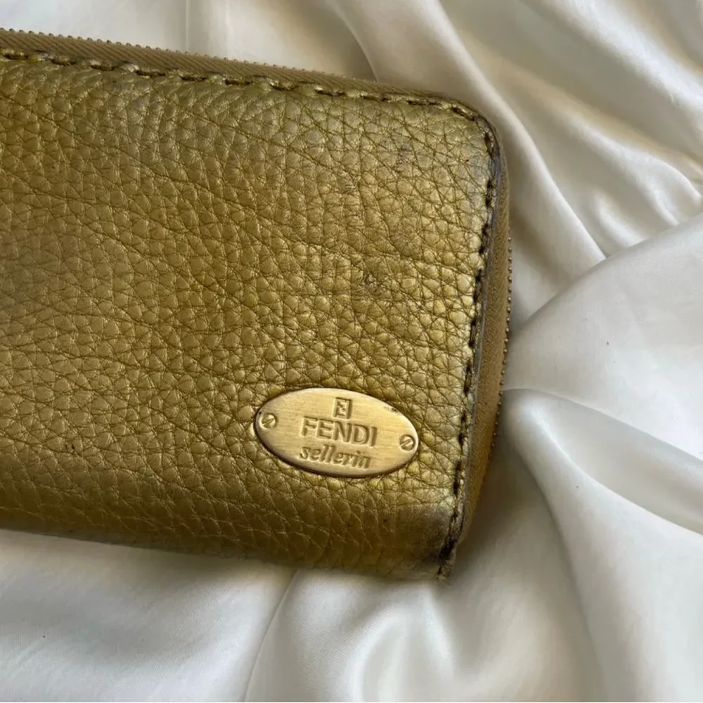 Fendi- Zip Around Wallet- Gold